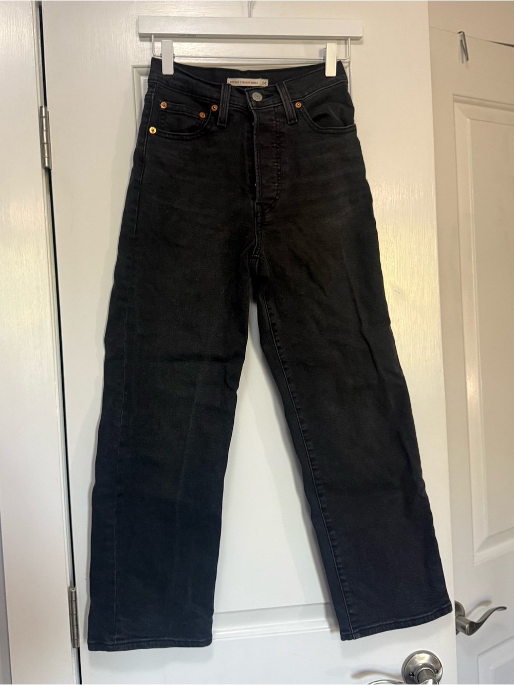 Levi's Black Women's Straight Leg Jeans
